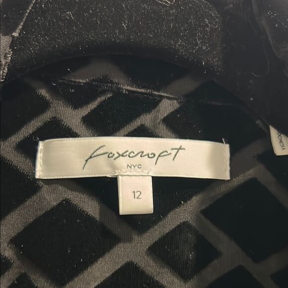 Black Velvet Geometric Shirt, Size 12 - Picture 6 of 8